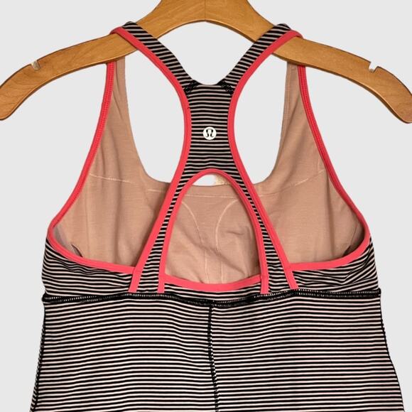Lululemon Get Fit Keyhole Tank w/Shelf Bra - Picture 8 of 16